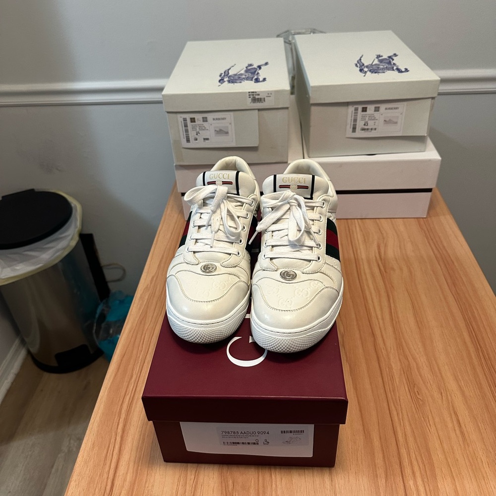 Gucci White Sneakers Classic Low-Top Design